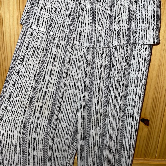 Storia Bell Bottom Jumpsuit - Picture 2 of 8